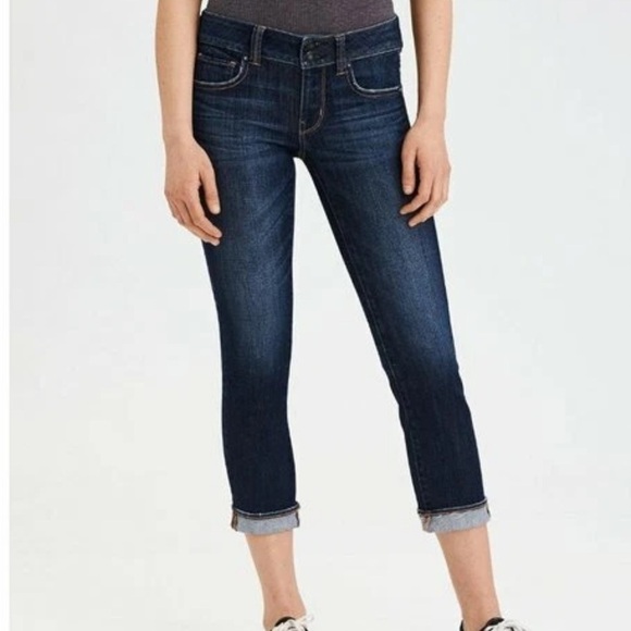 American Eagle Outfitters Denim - American Eagle Low Rise Artist Crop Jeans - Sz 8